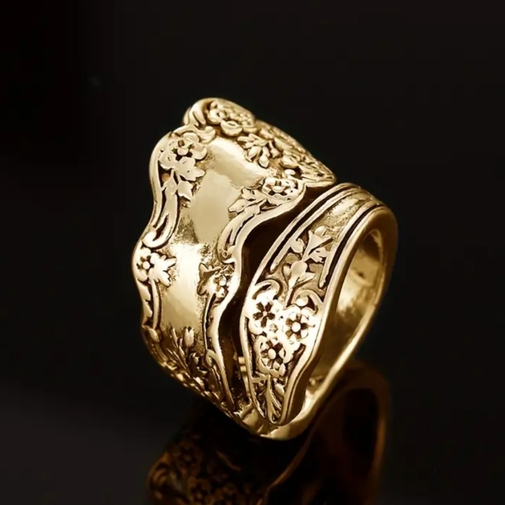 🔥Last One🔥Engraved Gold Spoon Ring - Picture 4 of 8